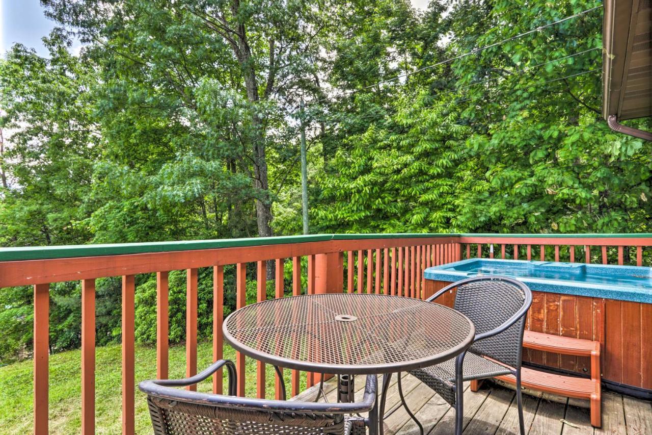 Gatlinburg Chalet Hot Tub, Sauna And Mountain View Exteriér fotografie